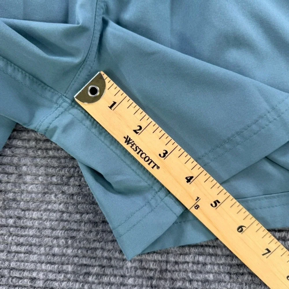 Cove USA Mens 30 Sage Green Hybrid Shorts Athletic Quick Dry Running Zip Pocket